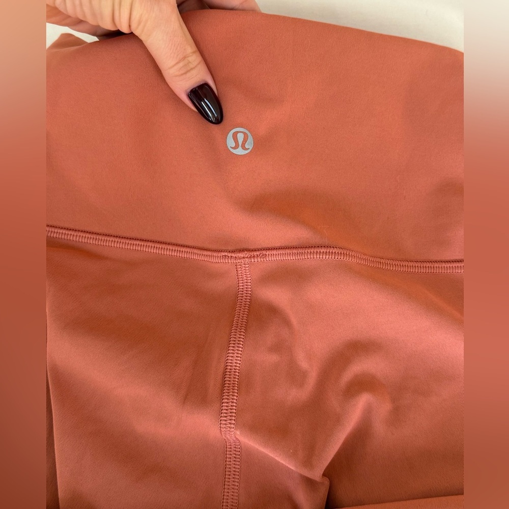LuluLemon salmon leggings size 4
